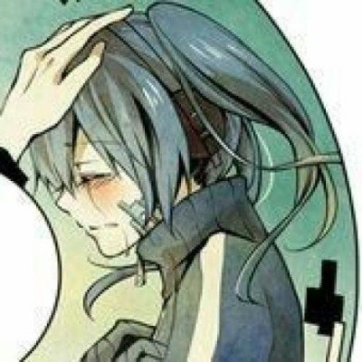 西双版纳泼水节多人向车内喷水
